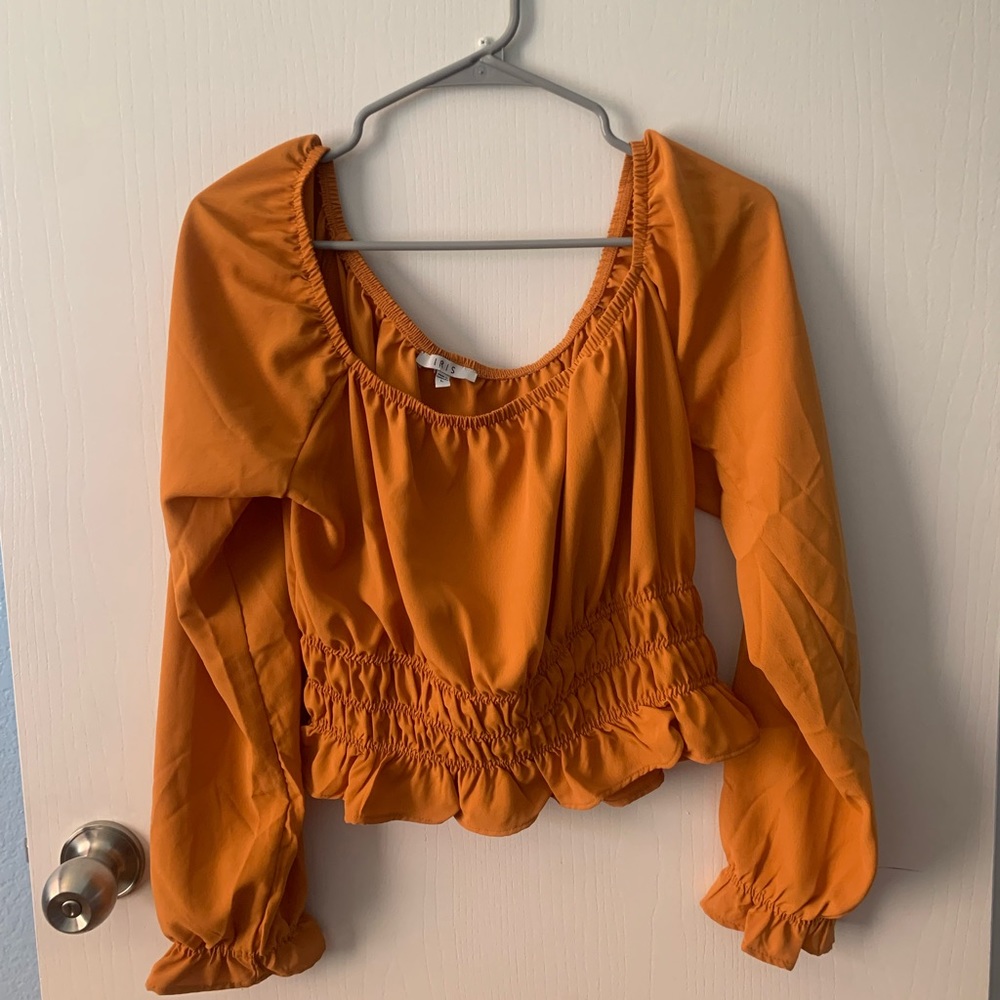 Women’s Off Shoulder Long Sleeve Crop Top